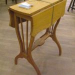 366 3280 DROP-LEAF TABLE